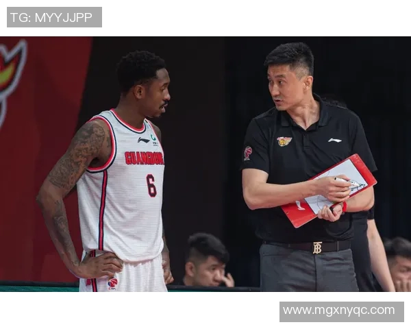 丹佛野马与西雅图海鹰激战在即谁将赢得这场精彩对决