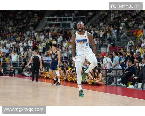 篮球明星的篮球眼镜如何提升比赛表现与时尚魅力的完美结合