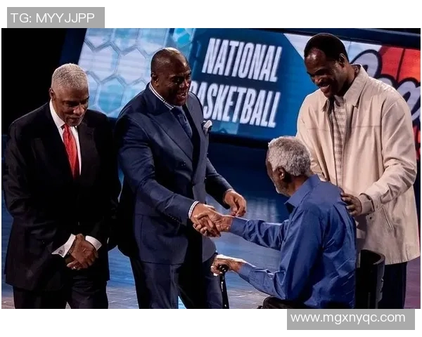 队服7号的篮球明星背后的故事与传奇人生揭秘